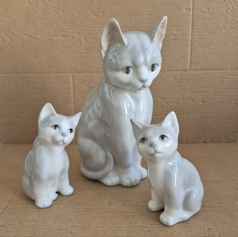 Vintage Otagiri Porcelain Cat Figurine Set Mother Cat And Kittens